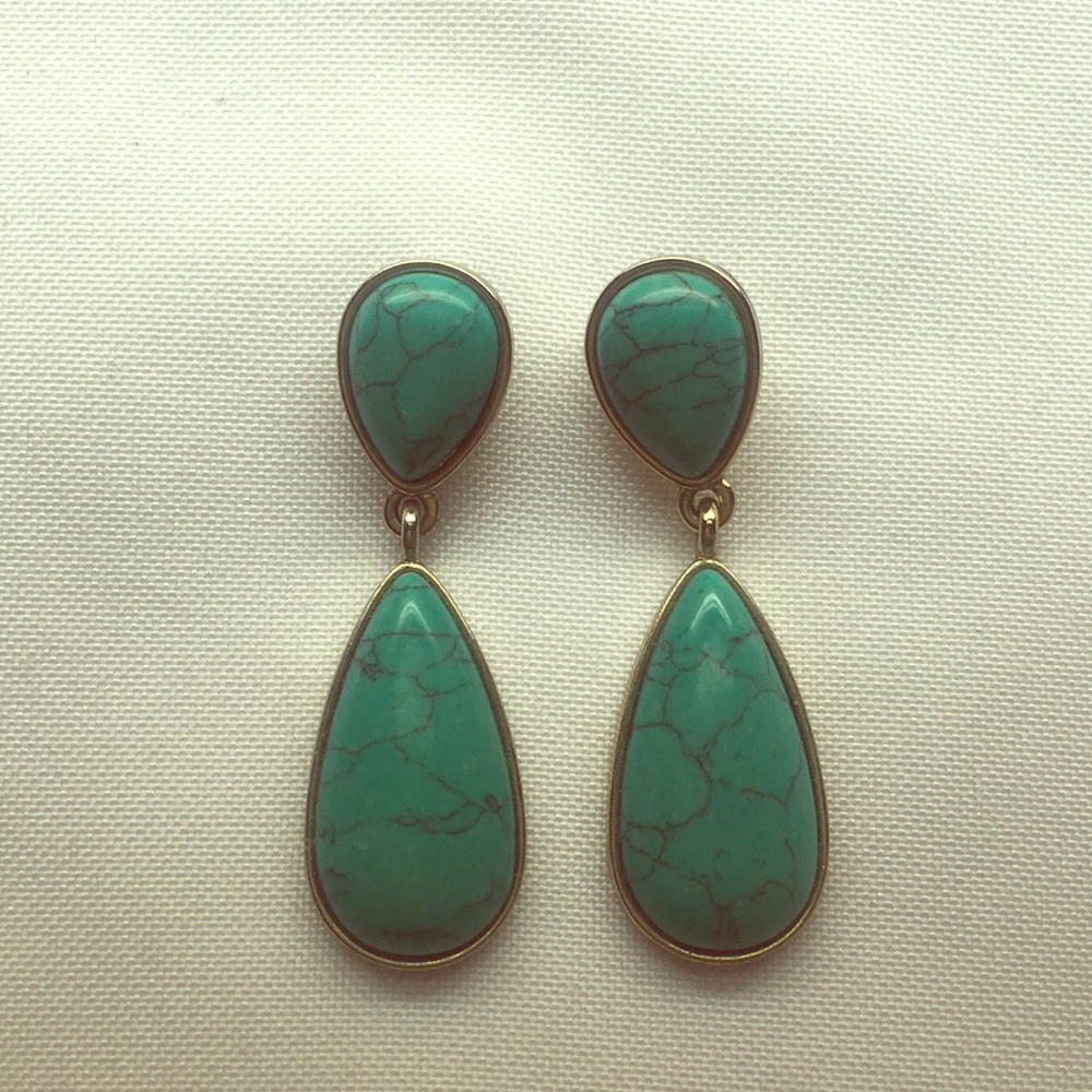 Banana Republic turquoise drop earrings
